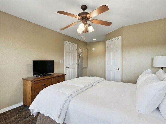 Building Photo - 150 Apple Seed Ct