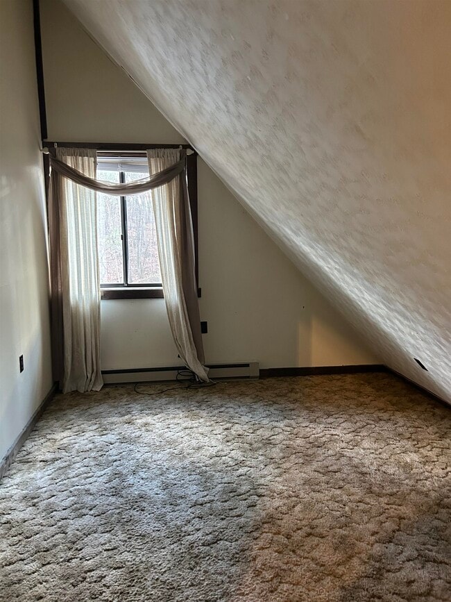 Building Photo - 213 Spotswood Ln