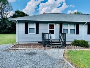 Building Photo - 1405 Glenside Dr
