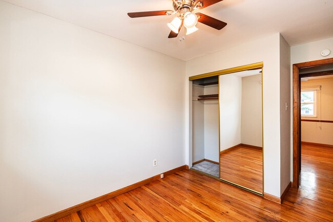 Building Photo - Spacious 4-Bed, 2.5-Bath Split-Level Home