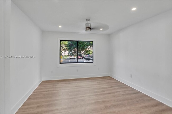 Building Photo - 9219 SW 123rd Ave Ct
