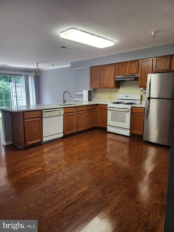 Building Photo - 13970 Lullaby Rd