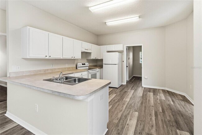 Building Photo - 251 Grouper Ct