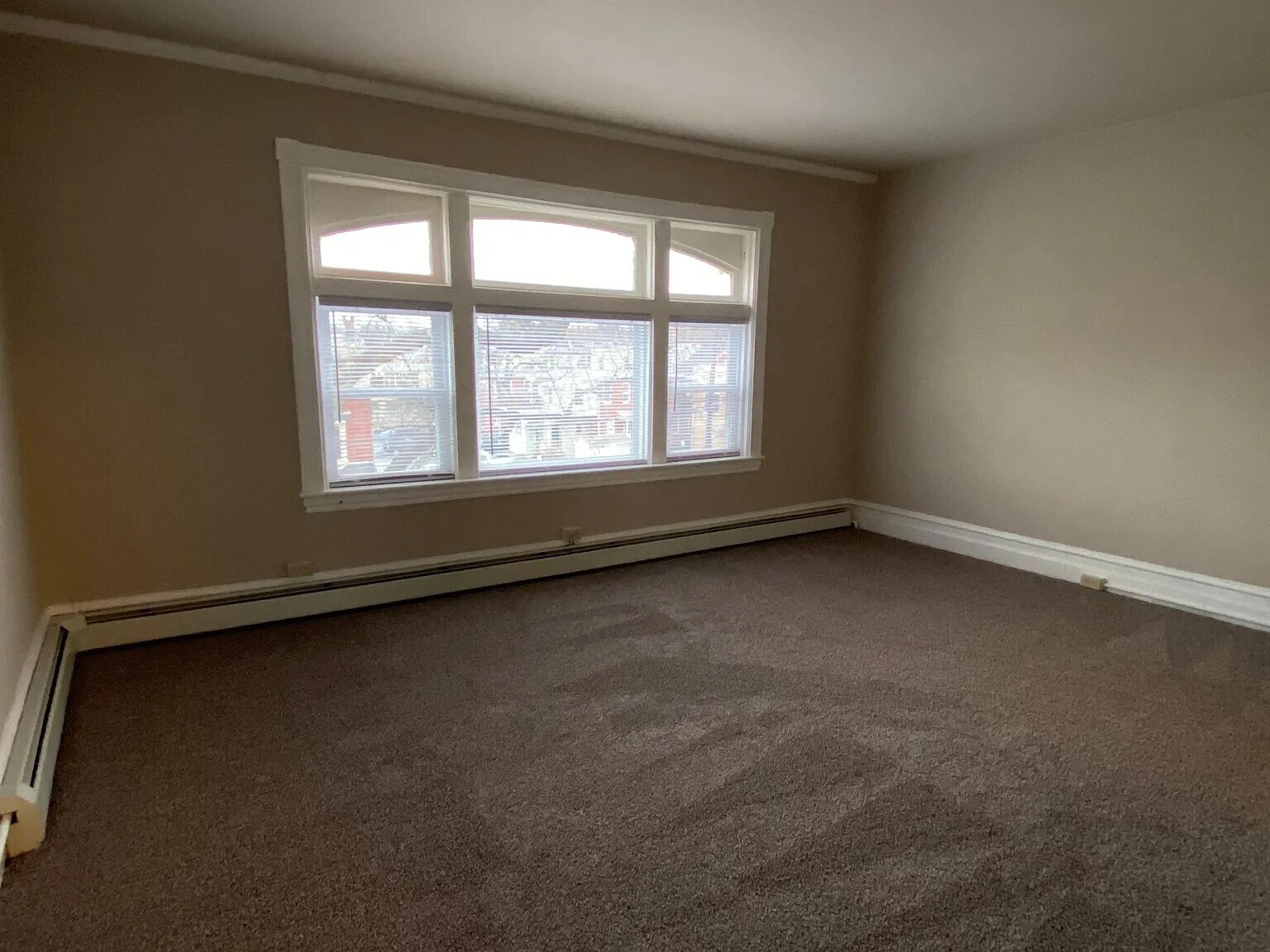 Building Photo - 25 S West End Ave