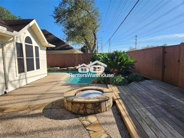 Building Photo - 1359 Coleman Boylan Dr