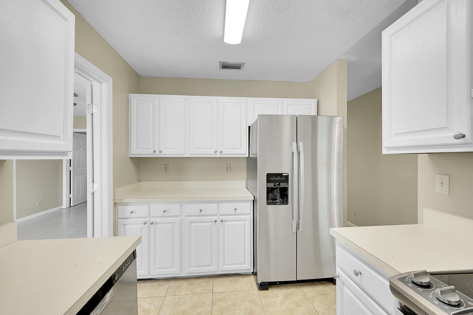 Building Photo - 901 10th St