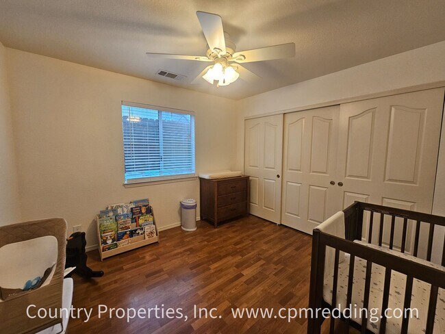 Building Photo - Spacious 4-Bedroom Home in Mary Lake Neighborhood Available January 15th!