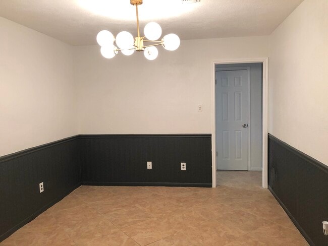 Building Photo - 11511 Kirkvalley Dr