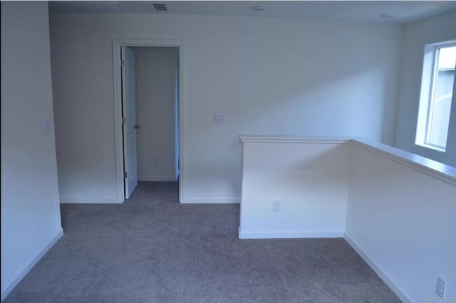 Building Photo - 260 Shafer Ave