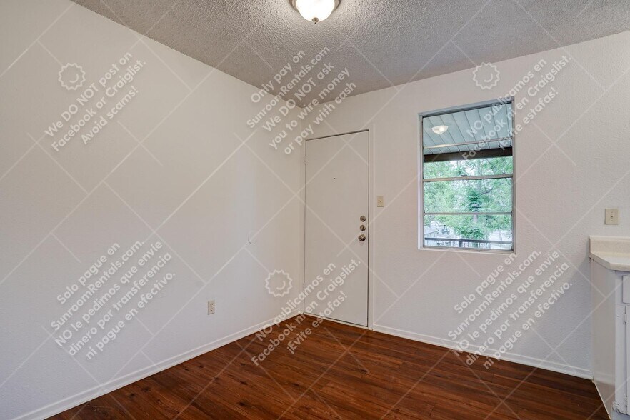 Building Photo - 748 Old Martindale Rd