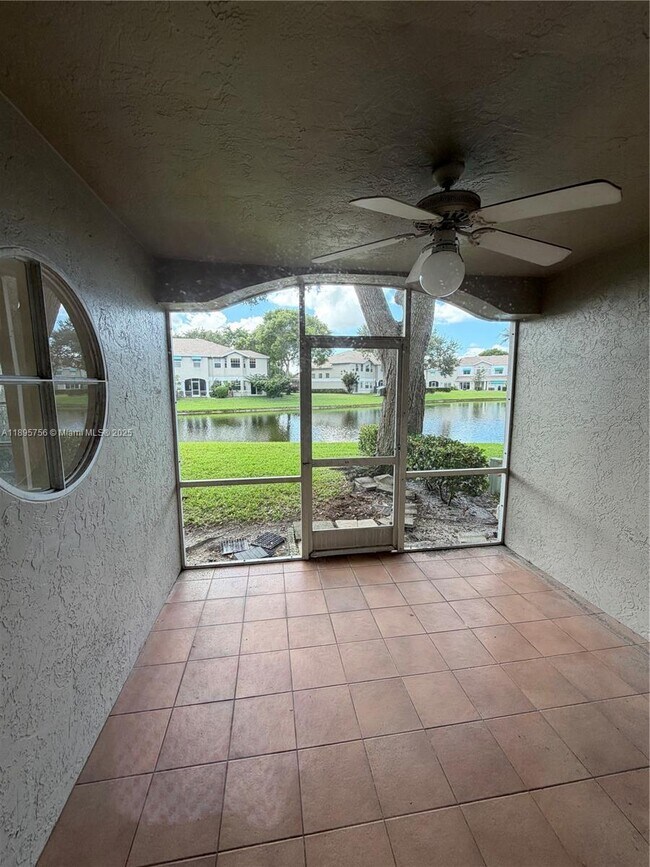 Building Photo - 9118 Boca Gardens Pkwy