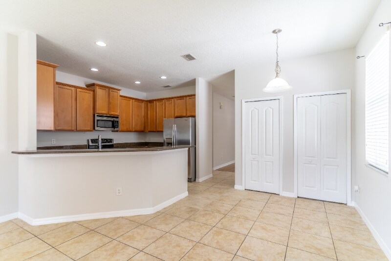 Building Photo - 2600 Deansgate Ct