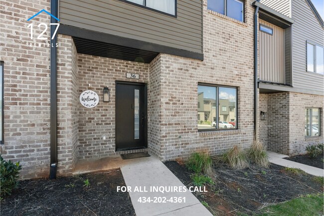 Primary Photo - 3BR/2.5BA Townhome in Rustburg – Modern Am...