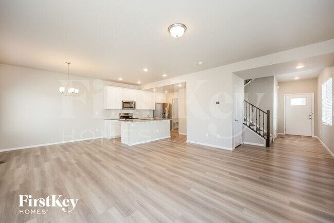 Building Photo - 11132 Murrelet Dr