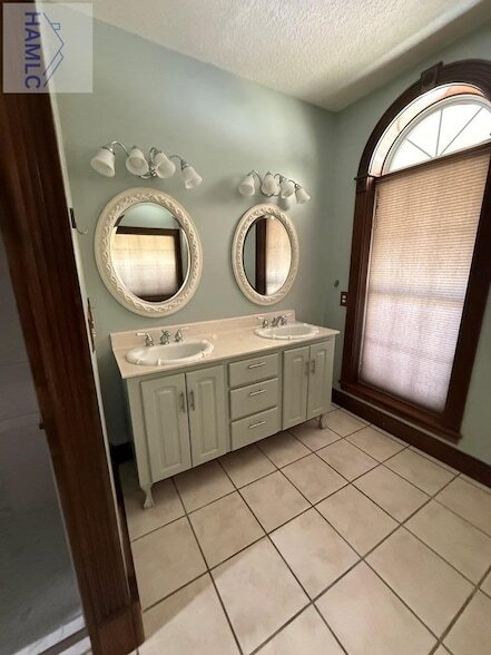 Building Photo - 558 Gene Bland Rd