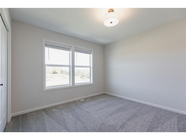 Building Photo - 10226 Arrowwood Path