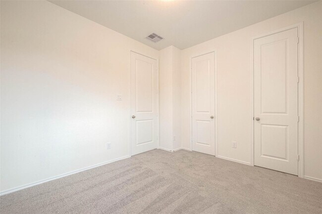 Building Photo - 1343 Vinter Mdws Ln