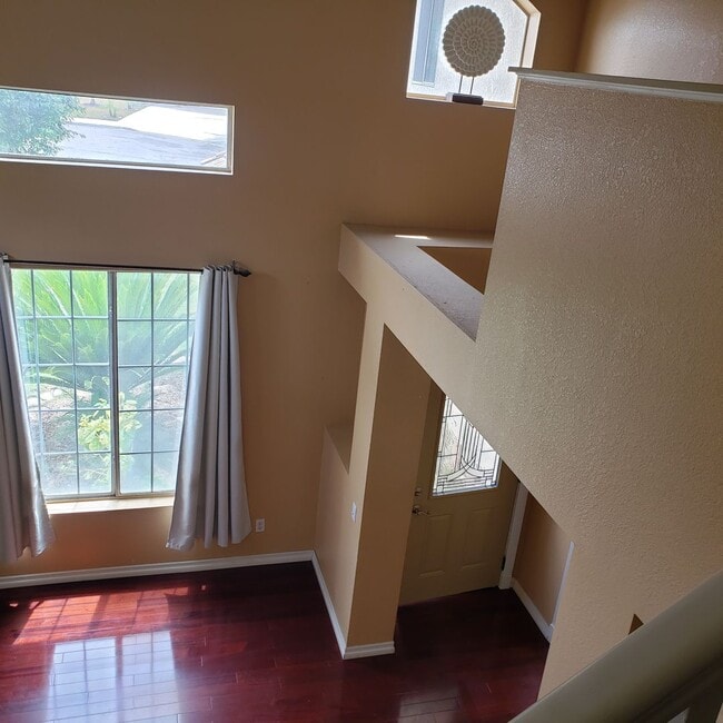 Building Photo - Beautiful home for rent in Jurupa Valley