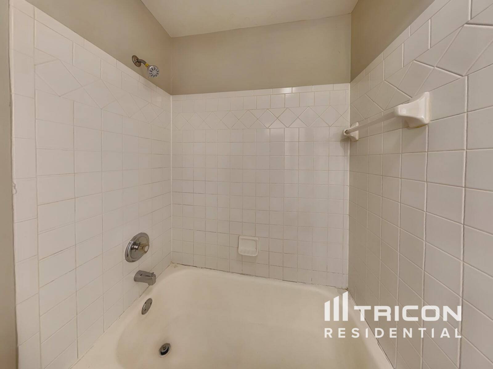 Building Photo - 257 Winding Waters Ct