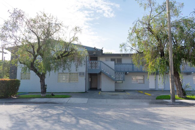 Primary Photo - For Rent 1/1 for $1,550 near Miami Interna...
