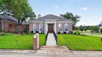 Building Photo - 4728 Stonebriar Cir