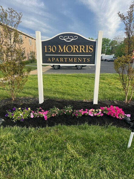 Primary Photo - 130 Morris Ave.
