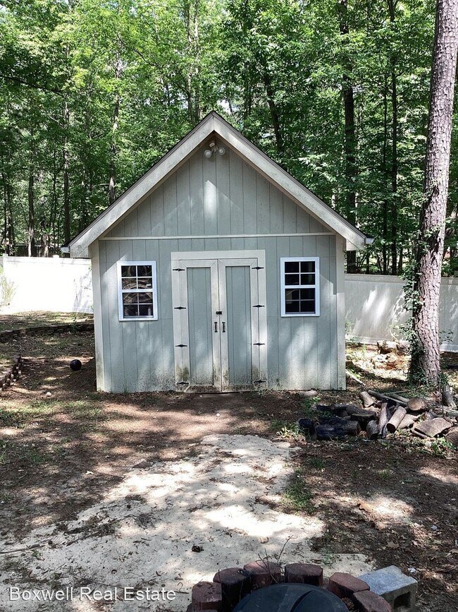 Building Photo - 3 br, 2 bath House - 107 Jefferson Drive