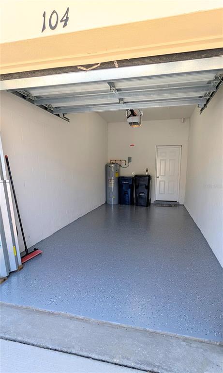 Building Photo - 8323 Enclave Way