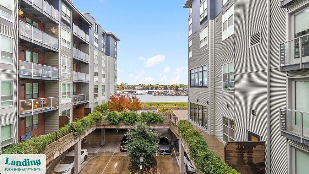 Building Photo - 1055 N Anchor Way