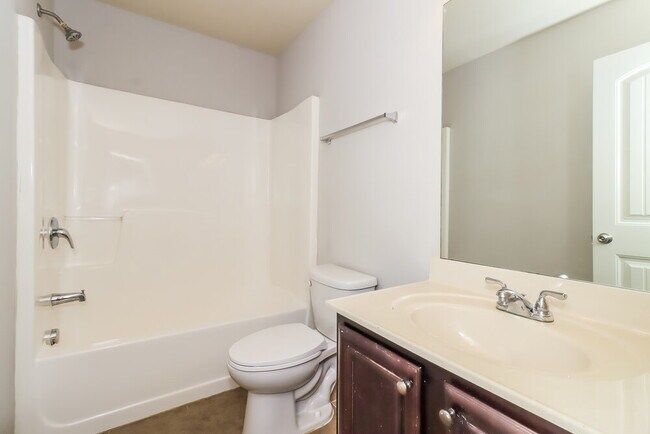 Building Photo - 638 Ocean Ave