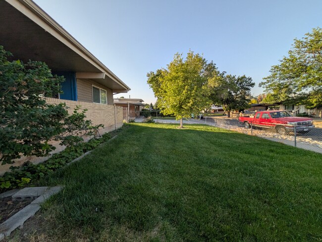 Building Photo - 4182 2835 W