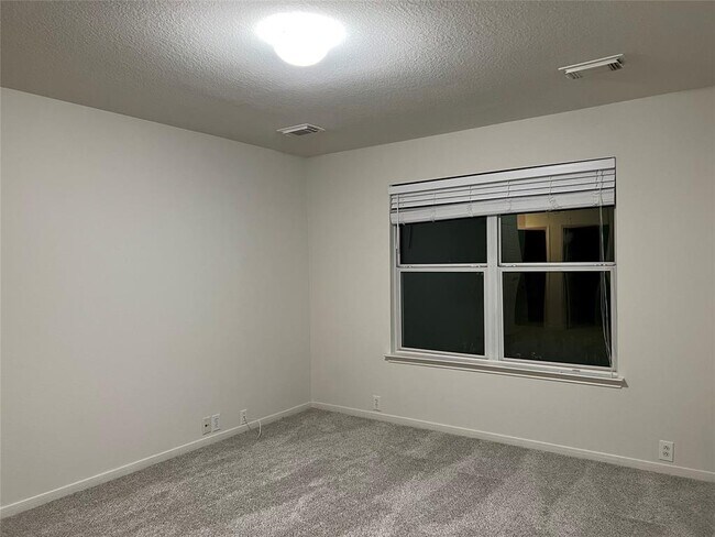 Building Photo - 17311 Stone Peaks Dr