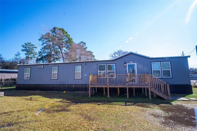 Building Photo - 5402 Five Oaks Dr