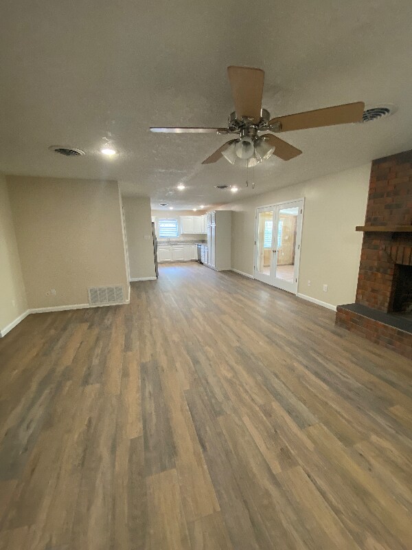 Building Photo - 1417 Claremont Terrace