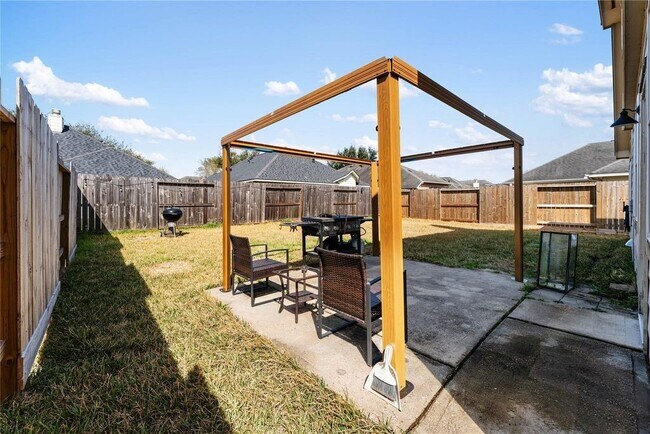 Building Photo - 19106 Spring Meadows Ln