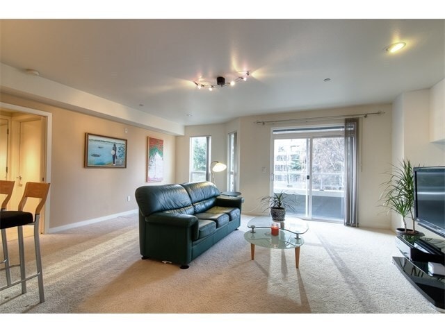 Building Photo - Charming 1 Bed 1 Bath Condo in Downtown Be...