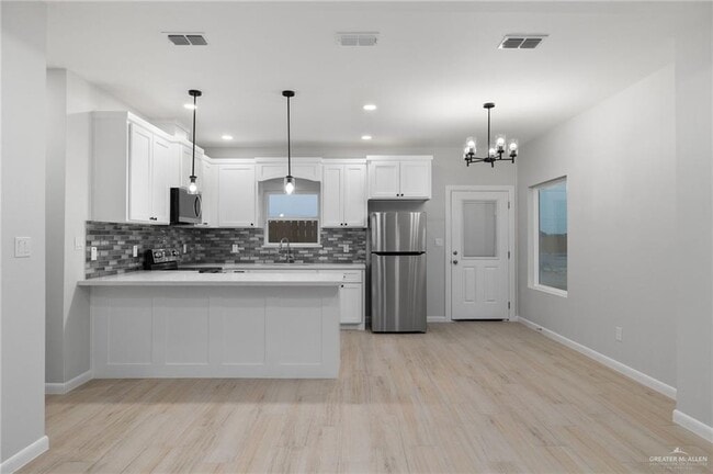 Building Photo - 16 N 24th St