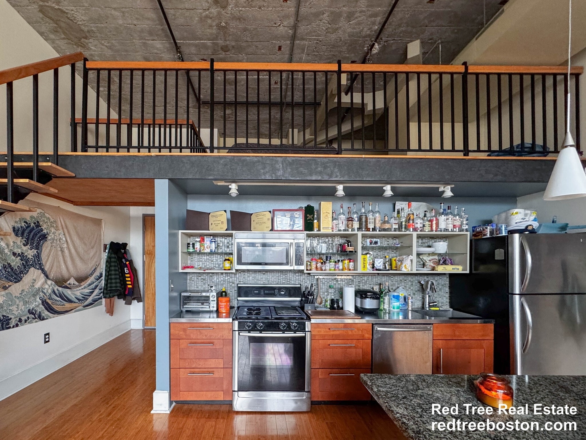Building Photo - 156 Porter St