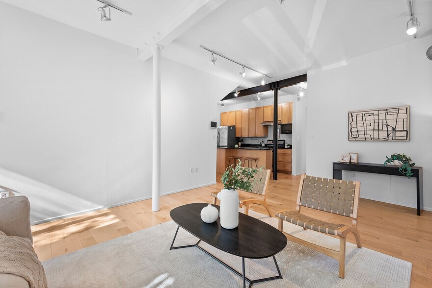 Building Photo - 2307 15th St NW