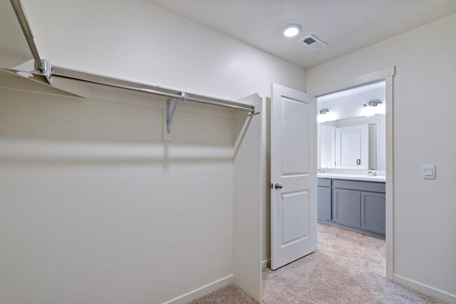 Building Photo - Spacious 4-Bedroom Wellington Home with 3-Car Garage, Loft & Fenced Backyard!