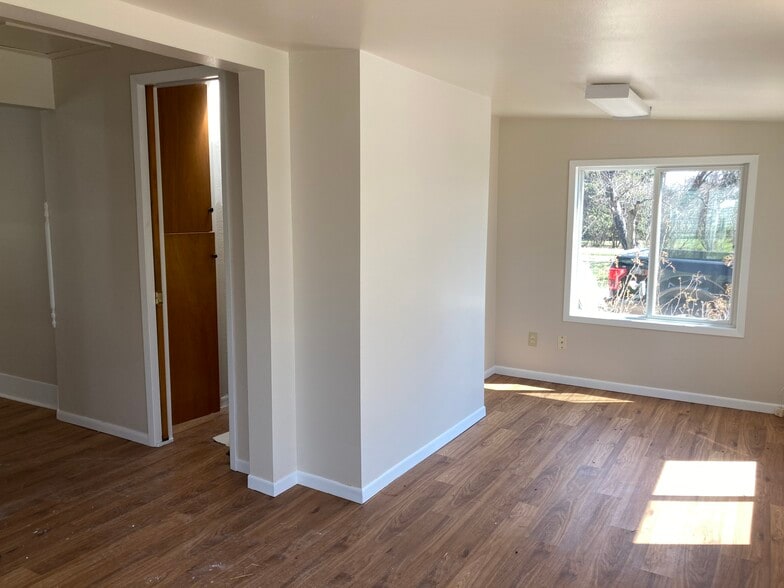 Building Photo - 2905 Garden Ln