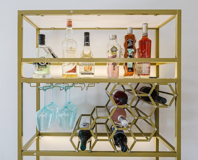 Building Photo - 2750 Griffin Rd