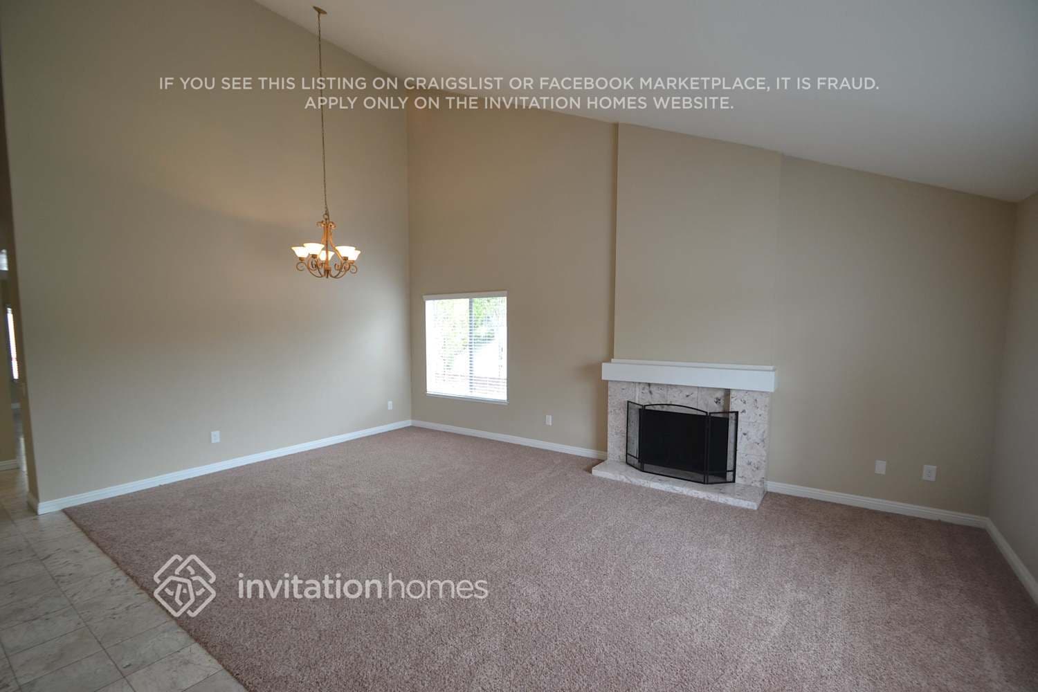 Building Photo - 2414 S Woodlark Dr