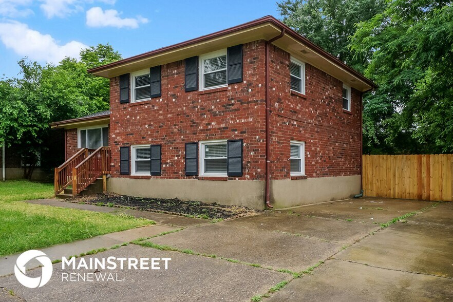 Building Photo - 1717 Birchbark Ln