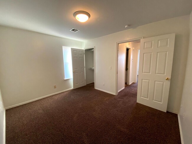 Building Photo - 3 br, 2 bath House - 3908 Western Heights Ave