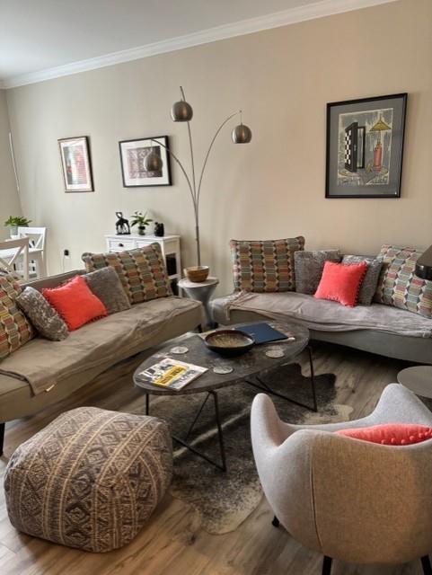 Building Photo - 1000 Providence Pl