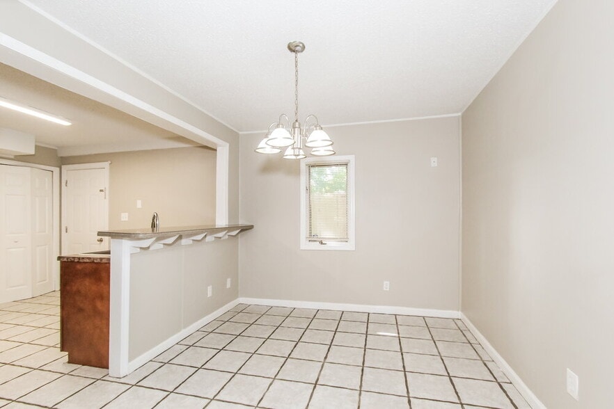 Building Photo - 24 Autry Dr