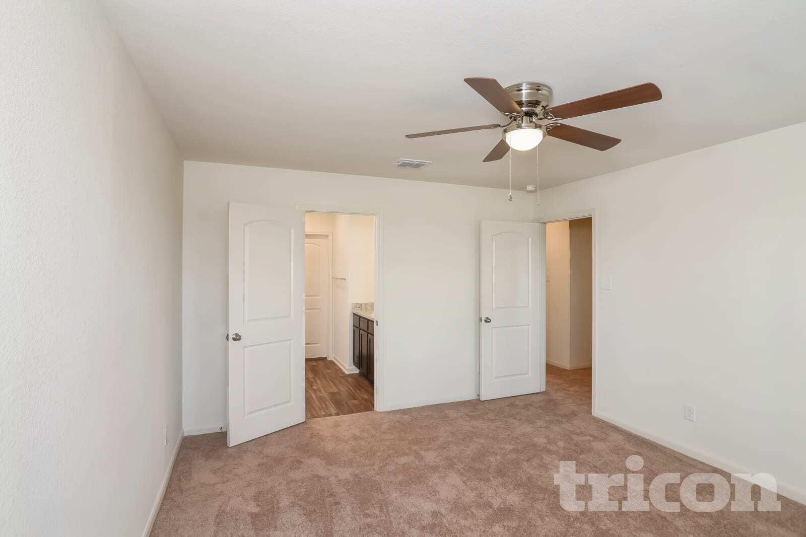 Building Photo - 11031 Chatham Ct