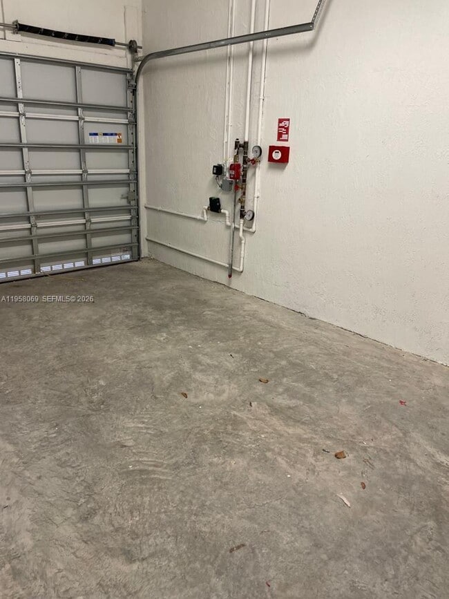 Building Photo - 212 SW 159th Ter