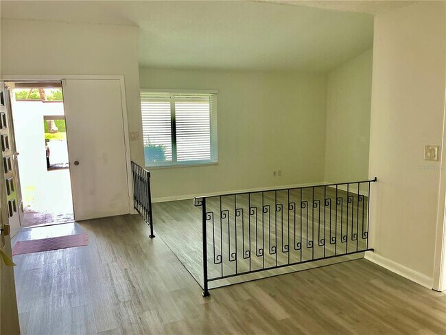 Building Photo - 2207 Belleair Rd